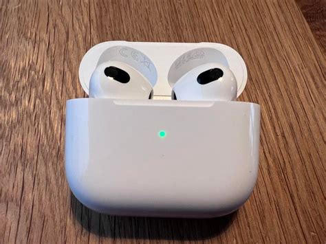 airpods leak|AirPods 4: Apple’s Biggest Launch Yet Claimed In。